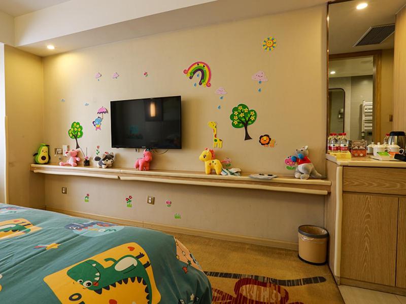 Vienna Hotel Harbin Central Avenue Екстериор снимка