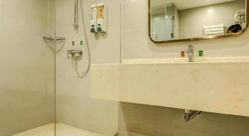 Vienna Hotel Harbin Central Avenue Екстериор снимка