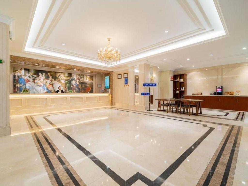 Vienna Hotel Harbin Central Avenue Екстериор снимка
